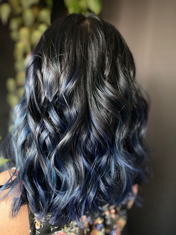 VICIOUS STREAK SALON Updated May 2024 199 Photos & 33 Reviews