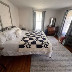 River View Hotel - Clean and Cozy Rooms!