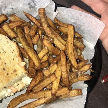 Chadd's Bistro - Sandwiches Near Me - Shelby Twp, Michigan