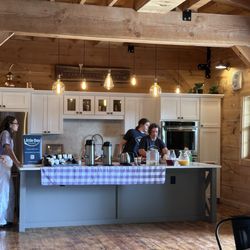 Lavender Hill Farm - Grab your beverage!