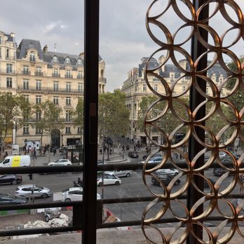 Louis Vuitton - Luggage Near Me - Paris, 75 Louis Vuitton - Luggage Near Me - Paris, 75