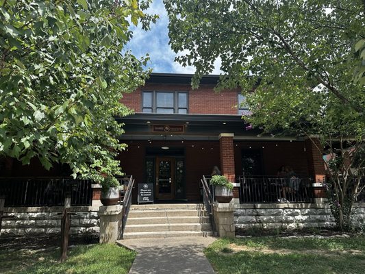 Frothy Monkey by null