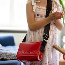 Tausche - "Prinzessin" heißt die Kindertasche, hier mit Deckel "Ich bin ein Berliner"