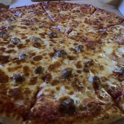 "18 X-cheese hamburger, pepperoni and Canadian bacon