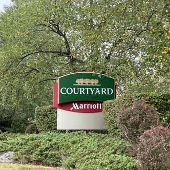 Courtyard by Marriott Lyndhurst Meadowlands - Hotels Near Me - Lyndhurst, New Jersey Courtyard by Marriott Lyndhurst Meadowlands - Hotels Near Me - Lyndhurst, New Jersey
