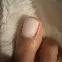 I hate when they don't paint the top clear polish all the way to edges. It's not visible at first until it dries. Awful paint job. I hate when they don't paint the top clear polish all the way to edges. It's not visible at first until it dries. Awful paint job.
