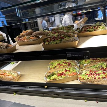Amsterdam Bread Co - Sandwich - Cafes Near Me - Schiphol, New Hampshire