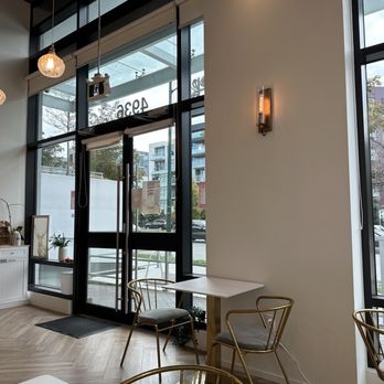 Simple Love Coffee Home - a view of a coffee shop - Coffee & Tea Near Me - Vancouver, British Columbia Simple Love Coffee Home - a view of a coffee shop - Coffee & Tea Near Me - Vancouver, British Columbia
