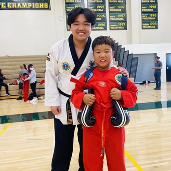 Tom Vo's Taekwondo - Master Han and Sumaneak - Taekwondo Near Me - Westminster, California Tom Vo's Taekwondo - Master Han and Sumaneak - Taekwondo Near Me - Westminster, California