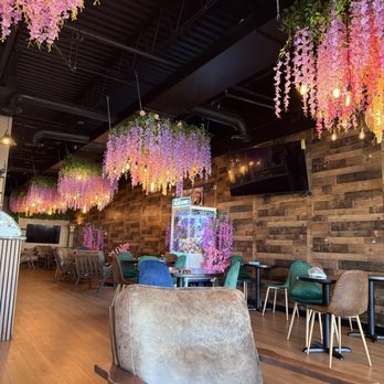 Gravitea Boba - Interior - Bubble Tea Near Me - Lake Zurich, Illinois Gravitea Boba - Interior - Bubble Tea Near Me - Lake Zurich, Illinois