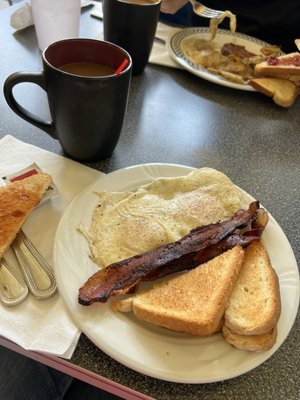 The Main Cafe by null