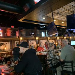 Willy McCoy's - Bar area