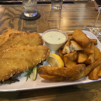 Westhampton Beach Brewing - fried fish sandwich - Brewpubs Near Me - Manorville, New York Westhampton Beach Brewing - fried fish sandwich - Brewpubs Near Me - Manorville, New York