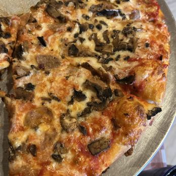 Ferrara - Sausage mushroom pizza - Pizza Near Me - Columbia, South Carolina Ferrara - Sausage mushroom pizza - Pizza Near Me - Columbia, South Carolina