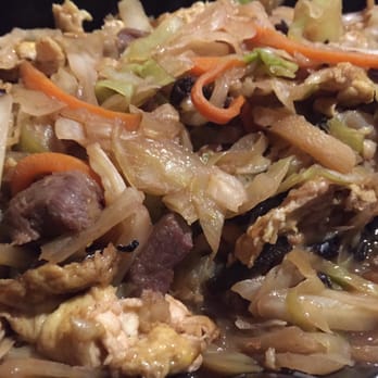 China Wok - Moo shu beef with white rice. This dish has cabbage, mushrooms with ginger spice and hoisin sauce flavors. - Chinese Near Me - Glendale Heights, Illinois