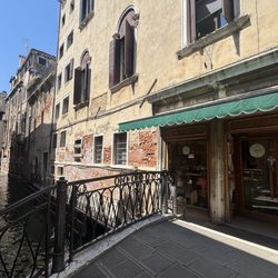 Pasticceria ponte delle paste - A cozy cafè by a delicate bridge, serendipity!