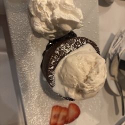 Antonio's Italian Kitchen & Bar - Chocolate Lava Cake