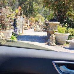 Fabbri Home & Garden - Entry sign. Nice people work here.