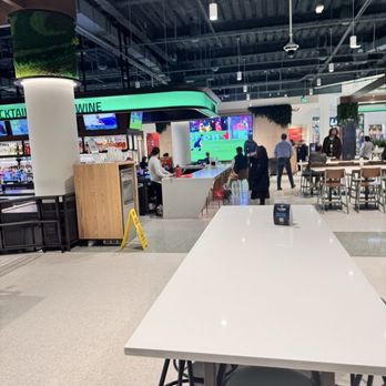 CambridgeSide - Food Court Near Me - Cambridge, Massachusetts CambridgeSide - Food Court Near Me - Cambridge, Massachusetts