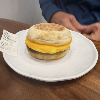 Starbucks - Sausage, egg, and cheese muffin - Coffee & Tea Near Me - Vancouver, British Columbia Starbucks - Sausage, egg, and cheese muffin - Coffee & Tea Near Me - Vancouver, British Columbia