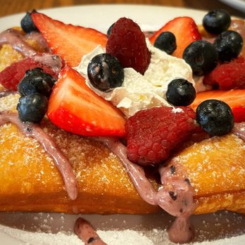 Brick & Spoon - Biloxi - Another pic of the beignets. Yes they were that good. - Breakfast & Brunch Near Me - Biloxi, Mississippi
