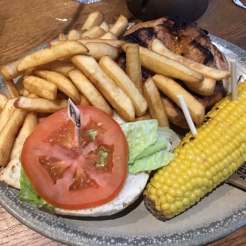 Nando's - Amazing and fresh food!! - Chicken Shop Near Me - London, XGL