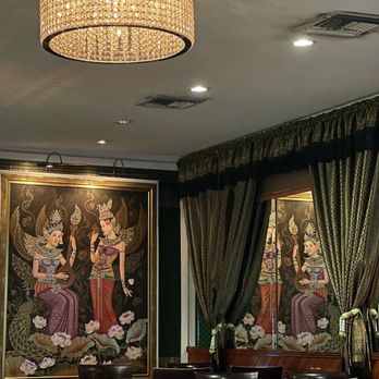 Panya Thai Restaurant - the interior of the restaurant - Thai Near Me - North Miami Beach, Florida Panya Thai Restaurant - the interior of the restaurant - Thai Near Me - North Miami Beach, Florida
