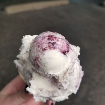 Handel's Ice Cream - Canfield - blueberry cobbler, flavor of the month - Ice Cream & Frozen Yogurt Near Me - Youngstown, Ohio Handel's Ice Cream - Canfield - blueberry cobbler, flavor of the month - Ice Cream & Frozen Yogurt Near Me - Youngstown, Ohio
