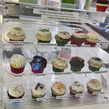 Sugar Divas Cakery, LLC - Yummy selection of cupcakes - Bakeries Near Me - Orlando, Florida Sugar Divas Cakery, LLC - Yummy selection of cupcakes - Bakeries Near Me - Orlando, Florida