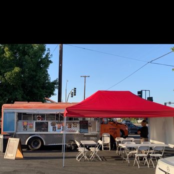 Los Guisados - a food truck parked in a parking lot - Food Trucks Near Me - Bakersfield, California Los Guisados - a food truck parked in a parking lot - Food Trucks Near Me - Bakersfield, California