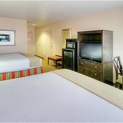 Holiday Inn Express & Suites Tucumcari