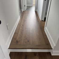 A 11 Floors - Wood flooring installation