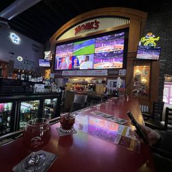 Monk's Bar & Grill - Bar