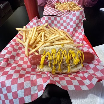 Cal’s Chicago Style Eatery - Spicy Polish Sausage - Hot Dogs Near Me - Oklahoma City, Oklahoma