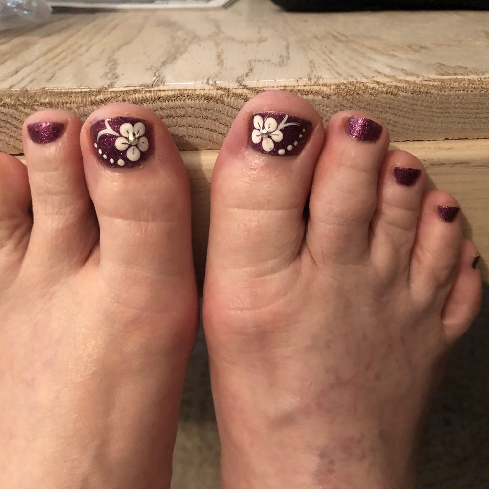Hollywood Nails - Nail Salons Near Me - Reno, Nevada Hollywood Nails - Nail Salons Near Me - Reno, Nevada