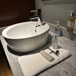 Spa At Bardessono - Facial room