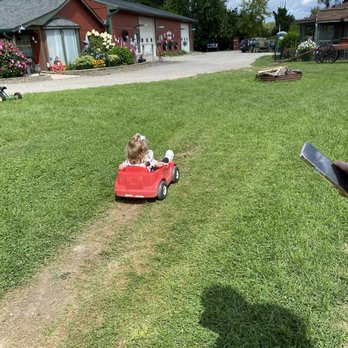 Carousel Acres - Attraction Farms Near Me - South Lyon, Michigan