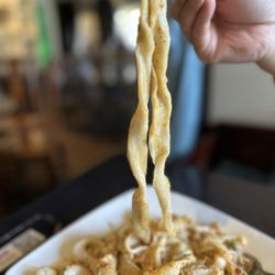 Tea House Chinese Restaurant - Scalded chili noodles - wide hand stretched noodles