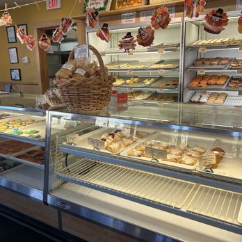National Bakery & Deli - Bakeries Near Me - Milwaukee, Wisconsin National Bakery & Deli - Bakeries Near Me - Milwaukee, Wisconsin