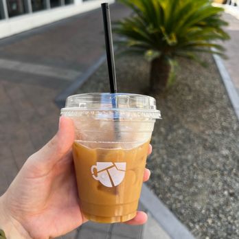 Moxie Coffee - Lavender iced coffee - Coffee Roasteries Near Me - Phoenix, Arizona