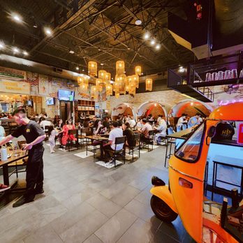 HEM Kitchen And Bar - Inside - Vietnamese Near Me - Houston, Texas