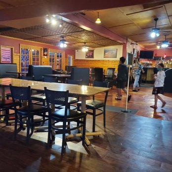 Volcano's Lava Rock Cafe - Breakfast & Brunch Near Me - Volcano, Hawaii Volcano's Lava Rock Cafe - Breakfast & Brunch Near Me - Volcano, Hawaii