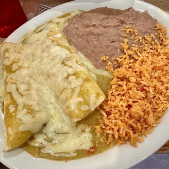 Garcia's Mexican Restaurant - Green chicken enchiladas plate. Yum!! - Mexican Near Me - Kyle, Texas Garcia's Mexican Restaurant - Green chicken enchiladas plate. Yum!! - Mexican Near Me - Kyle, Texas