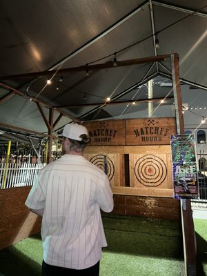 Hatchet Hound by null