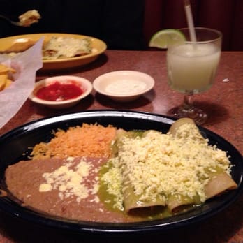 Cinco De Mayo Mexican Restaurant - The Best enchilada verde in town! - Mexican Near Me - Yorktown, Virginia Cinco De Mayo Mexican Restaurant - The Best enchilada verde in town! - Mexican Near Me - Yorktown, Virginia