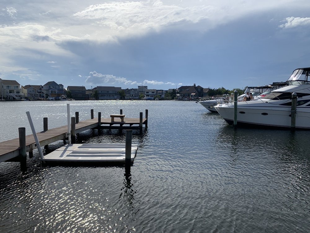 HARBOUR YACHT CLUB Updated June 2024 21 Photos 501 Rt 35 S