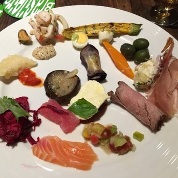 Brasileiro U Radnice - Salat - Brazilian Near Me - Prague, Puerto Rico