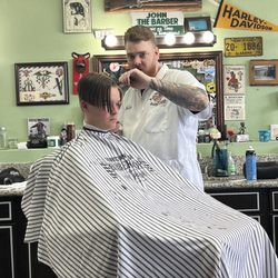 Downtown Vintage Barbershop