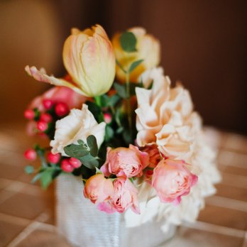 An Added Touch Flowers - Small cocktail table arrangement - Floral Designers Near Me