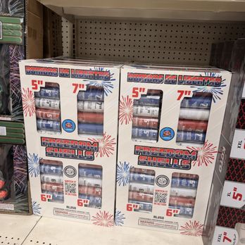 Night Light Fireworks - Fireworks Near Me - Lorena, Texas Night Light Fireworks - Fireworks Near Me - Lorena, Texas